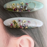 ドライフラワー🌼　オシャレなヘアクリップ　ヘアピン　レジン
