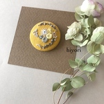 刺繍ブローチ　