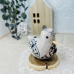 ☆ご専用ページ☆⚮̈ミナペルホネン ハンドメイド⚮̈ お座り 小鳥 の オブジェ 置物