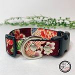 《和柄 エンジ色 矢絣牡丹櫻 模様》犬首輪  2cm幅  ～中型犬用20kg以下 