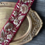 インド刺繍リボン　花　インド刺繍　スパンコール　刺繍リボン　リボン　りぼん　※普通郵便はお届けに1週間近くかかります。お急ぎの方は必ずクロネコヤマトをお選びください