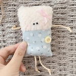 小さな四角いちゃんのぬいぐるみ