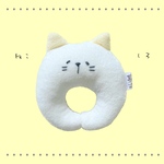 ねこさんのガラガラ(白)☆にぎにぎ☆ラトル☆出産祝い☆プチギフト☆ファーストトイ☆赤ちゃんのおもちゃ