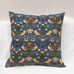 【サイズオーダー可】ウィリアム・モリス　いちご泥棒　クッションカバー　（マルティックブルー）45cm×45cm