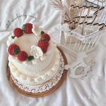 【あみぐるみ】真っ赤な苺の2段ケーキ🍓 ˎˊ˗