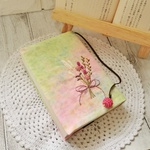 手刺繍のブックカバー/ドライフラワー