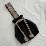 再3）刺繍リボンワンハンドル巾着