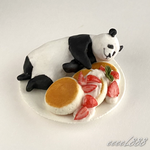 大人パンダ　スフレパンケーキ（苺）　ミニチュア