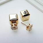 ♥数個限定　樹脂キューブ型バックキャッチ&CZのピアス付き♥