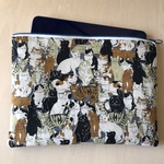 猫いっぱい30cm大きめポーチ･iPadポーチ