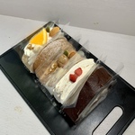 【月替わり　人気の食べ比べ！】ロールケーキ５個入り