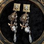 白百合と蜂　ピアス、イヤリング