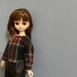 定形外送料こみ！リカちゃんサイズ　少し難あり　タータンチェックブラウスと合皮ブラックハーフパンツのセット　