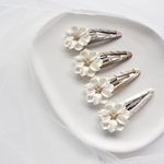 【 white flower pin 】ヘアピン 