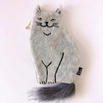 シッポゆらゆらニヒルな猫ちゃんのポーチ