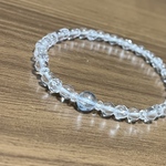 ブルートパーズ、水晶のブレスレット