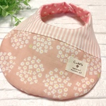 ふわふわスタイ♫あじさい柄とピンクのストライプの切り替えで作りました♫