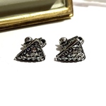VINTAGE EARRING  トライアングル　ストーン　シルバーカラーヴィンテージ　ゴールドイヤリング　アンティーク  クラシカル　大ぶり　クリップ　ナチュラル　カジュアル　　90年代　
