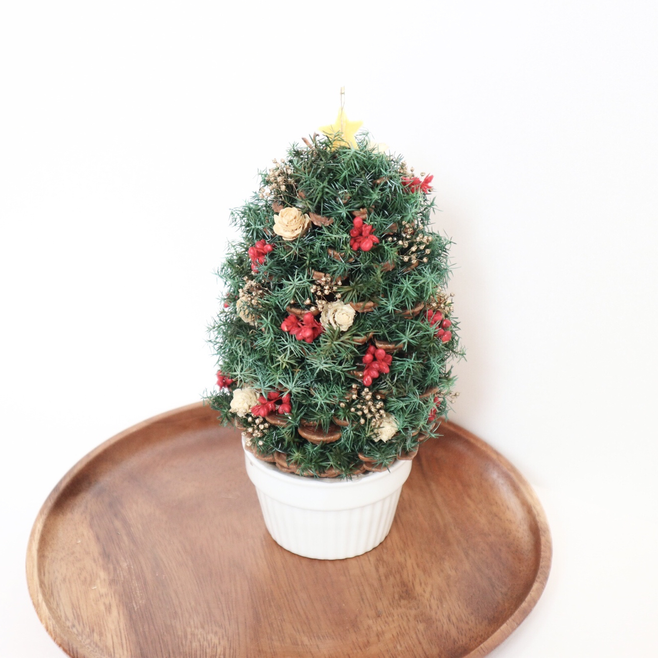 ⚠️専用品⚠️ 大王松 の 松ぼっくりツリー 土台付き ツリー クリスマス イルミネーション付き クリスマスツリー 大王松の松ぼっくり