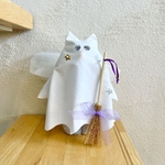 おばけ👻セットを着た耳たれグレーうさぎさん