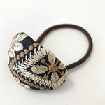 インド刺繍　ヘアゴム　handmade ブラック③