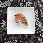 ビーズ刺繍＊コマドリのブローチ