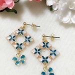 🌼シンプル大人カラーflower🌼Blueピアス又はノンホールピアス
