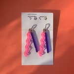 ギザギザフープイヤリング／ピアス・ピンク×ブルー