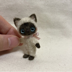 二足歩行　ブルーアイ　シャム猫ちゃん　ブラウン　モールアート　モールベア 