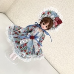【送料無料】リカちゃんお洋服、水色のイチゴ柄ワンピース、ボンネット、ペチコート、靴下の4点セット（45）