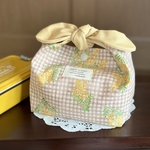 - ̗̀ 保冷保温  ̖́-  ＊丸いリボンのお弁当袋＊ ミモザ💛アッシュピンク