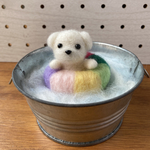 羊毛フェルトのマルチーズちゃん　たのし〜