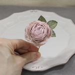 布花　カップ咲きの薔薇ブローチ　446