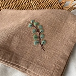 刺繍リネンクロス（ユーカリ）