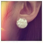 BUBBLE GLASS リボンピアス