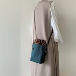 受注製作＊欲張りなスマホポシェット〈秋冬シンプル〉／ミネラルブルー　ペットボトルOK！（巾着ポシェット・巾着ショルダー・帆布）