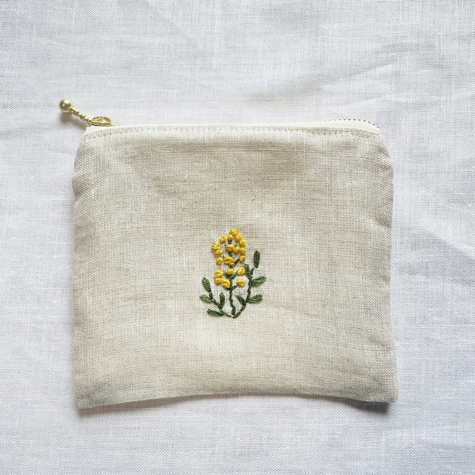 SHINee - オニュ 刺繍ポーチ 新品未使用 完売品》FEILER オースシ 刺繍ポーチ＊新品未開封 - メルカリ