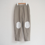 リネンのひざ当てシェフパンツ