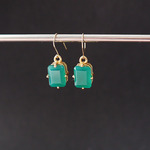 【 k18金】グリーンオニキス レクタングルファセットカット 6×8mm / フック ピアス