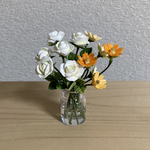 アレンジ小瓶　9  薔薇とコスモス