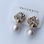 キラキラ✨gold✖︎コットンパール　ピアス／イヤリング　dailymaily パール　卒業式　入学式　キラキラ　大人可愛い　大人アクセサリー　ゆらゆら　卒園式　入園式