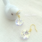 キラリとおめかし七色クリスタルピアス