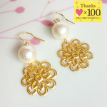 【再販4】コットンパールとお花の透かし揺れるピアス 
