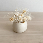陶器の花器　ぼうる　お花付き