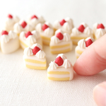 《特集掲載》ショートケーキのネックレス