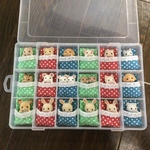 117【再販】シルバニア　赤ちゃん　ベッド　布団　ケース　収納　カラフル水玉柄
