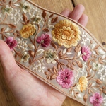 インド刺繍リボン　【1mカット済み】幅広　チュール　刺繍リボン   【ベージュ×イエロー】
