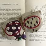 刺繍のふわふわくるくるメガネケース