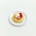 【再販】ミニチュア　いちごのパンケーキ