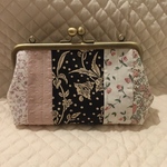 グレイッシュピンク　リバティ　パッチワーク　ふんわり　がま口バッグ　がま口ポーチ　フローティングフローラ　ドットミニヨン　マロリー　2way
